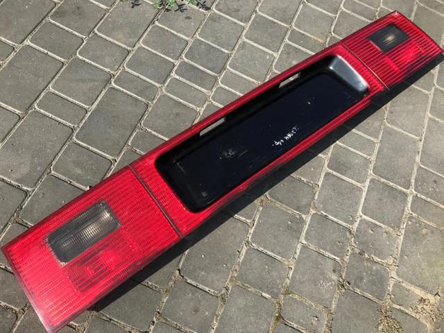 Панель кріплення задніх ліхтарів 7M3945255H VAG