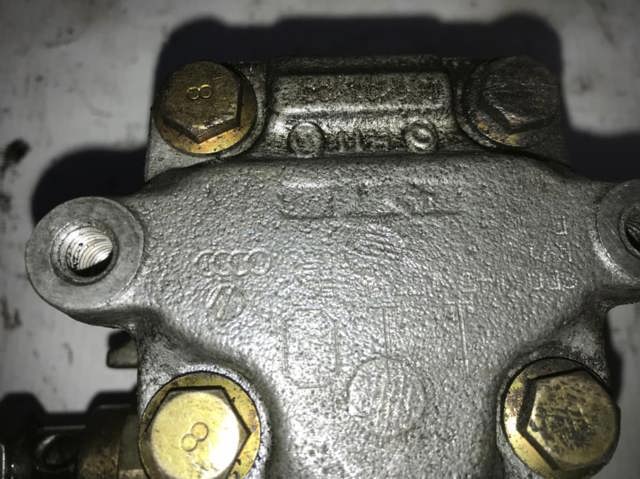 Насос гідропідсилювача 8D0145177D VAG