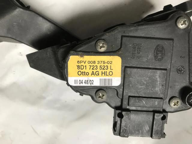 Підаль газу 8D1723523L VAG