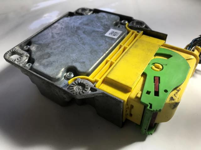 Блок управління airbag 8E0959655G VAG