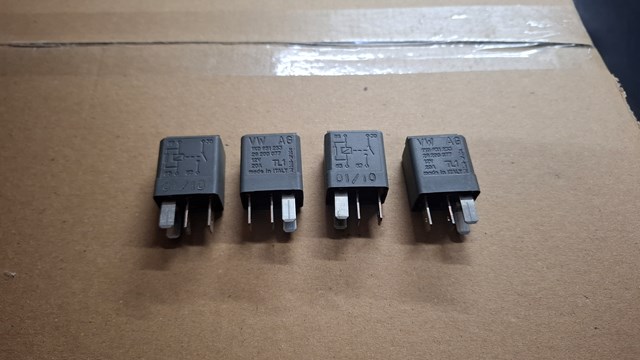 Реле звукового сигналу 1K0951253 VAG