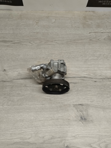 Насос кермового управління 491103834R RENAULT