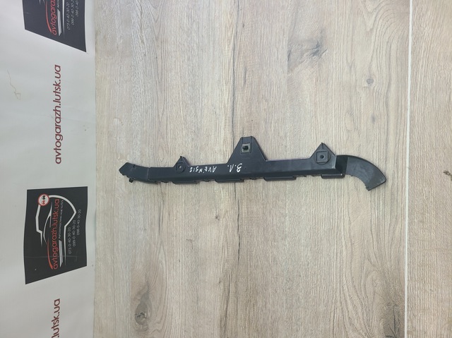 Напрямна заднього бампера, ліва 5257605030 TOYOTA