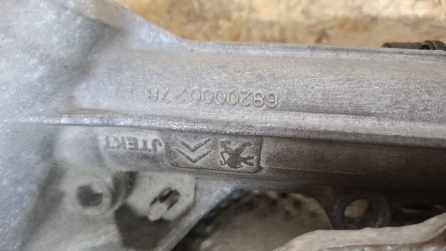 Кермова рейка 6820000276 PEUGEOT