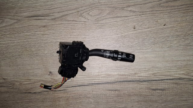 Перемикач підрульовий, правий 8465205170 TOYOTA