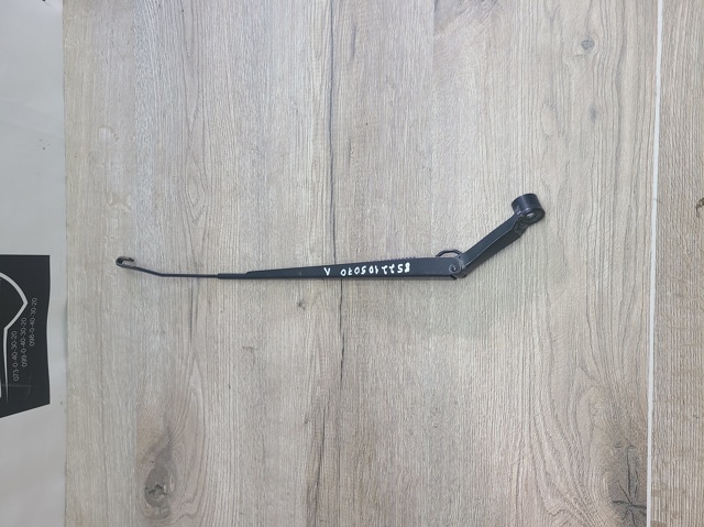 Ричаг двірника Тойота Авенсіс II