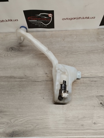 Бачок склоомивача 9801973680 PEUGEOT