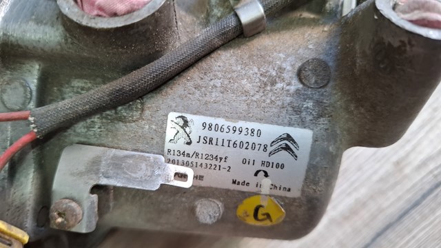 Компресор кондиціонера 9806599380 PEUGEOT