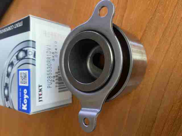 Ролик натяжителя газорозподільного ременя PU285530RR1DV1 KOYO