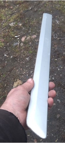 Молдинг задніх лівих дверей 1Z0853535 VAG