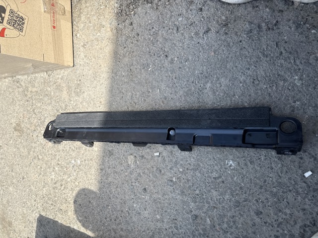 Повітропровід / дефлектор радіатора, верхній 215426RA0A NISSAN