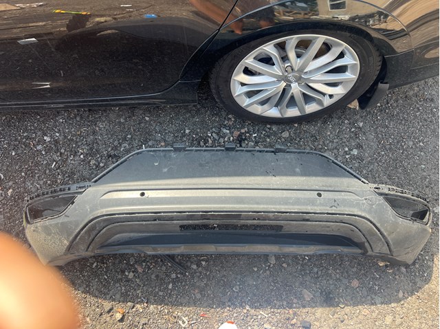 Буфер (бампер) задній 2GA807521S VAG