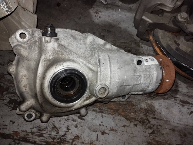 Редуктор колісний моста переднього 31508635703 BMW