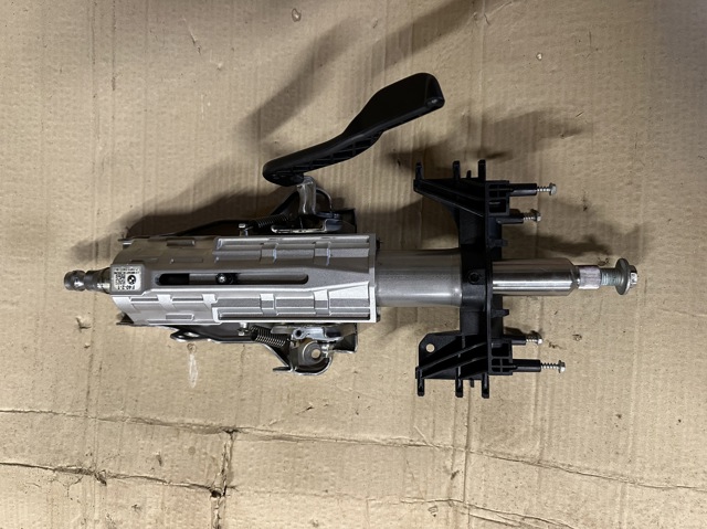 Колонка рульова 32306883441 BMW