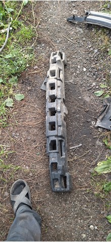 Абсорбер (наповнювач) бампера переднього 3C0807248C VAG