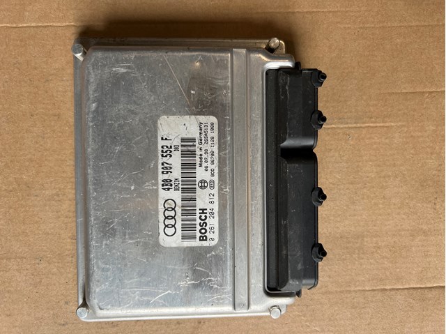 Модуль управління двигуном 4B0907552F VAG