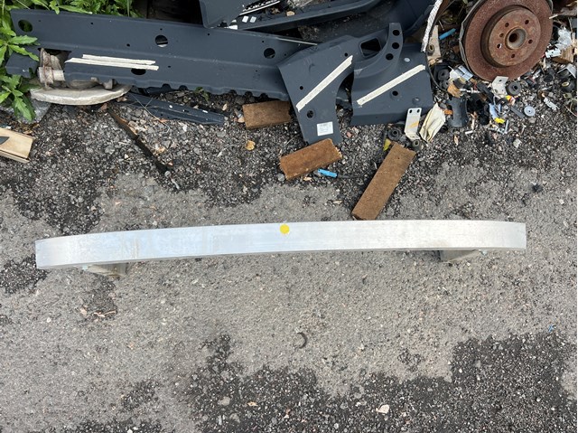 Балка бампера заднього 4F0807313D VAG