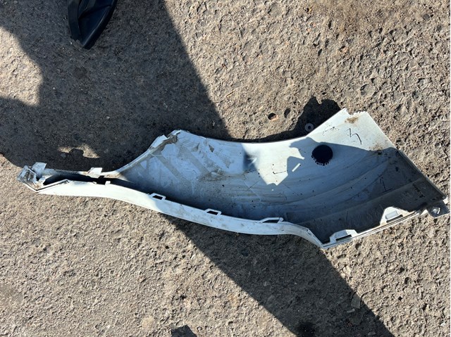 Спойлер переднього бампера, лівий 4M0807061E VAG