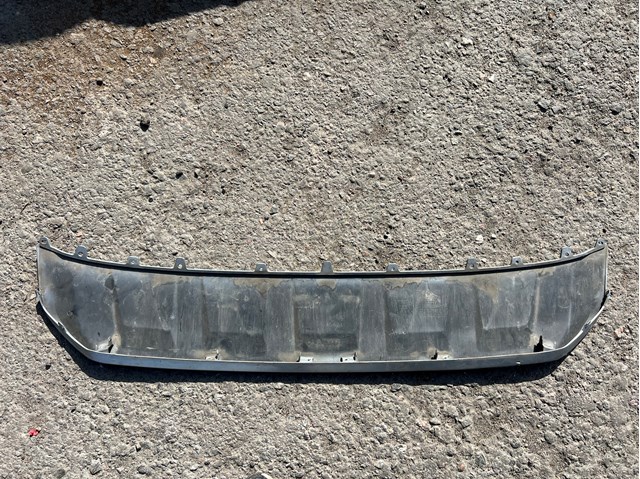 Губа переднього бампера 4M0807733D VAG