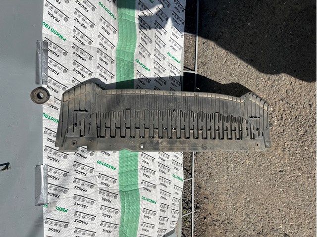Захист бампера переднього 8K0807233 VAG