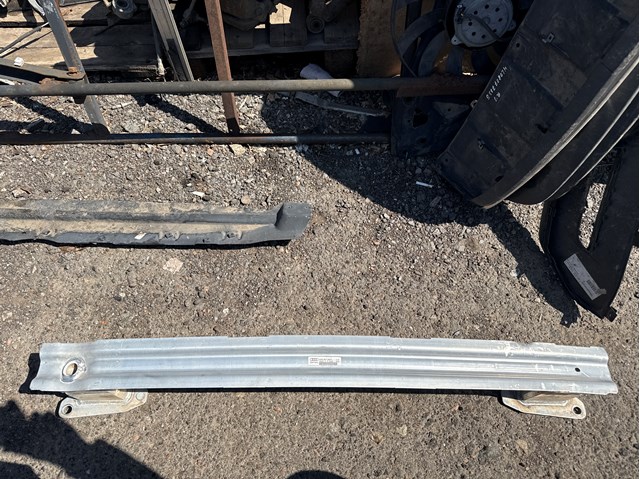 Балка бампера заднього 8W0807309H VAG