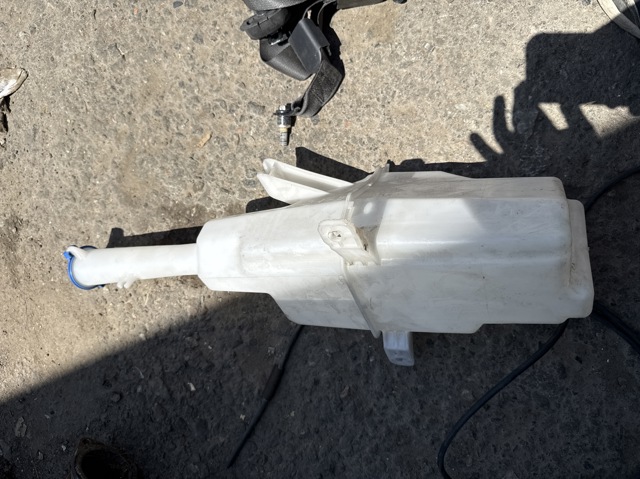 Водяний бачок омивача скла 98610S1000 HYUNDAI