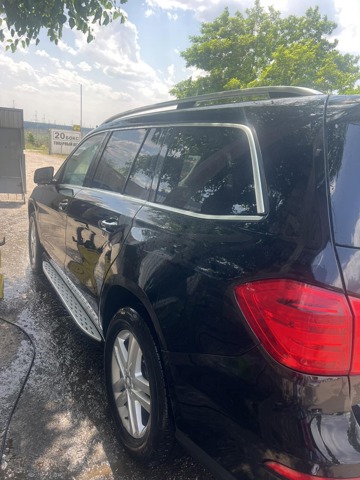 Куточок задніх лівих дверей A1666700349 MERCEDES