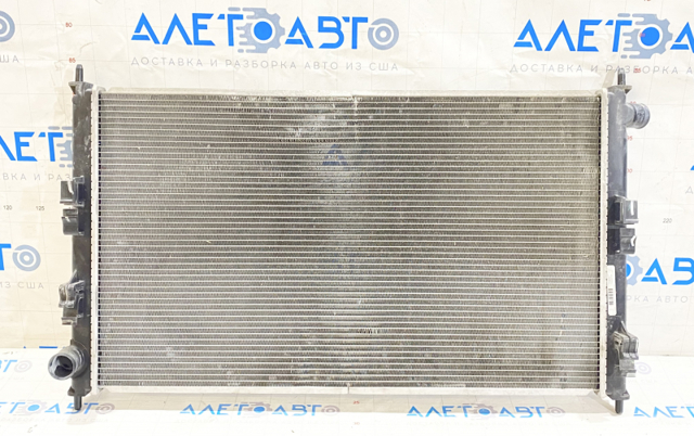 Радиатор охлаждения вода mitsubishi outlander sport asx 10- 2.0 2.4 погнут 1350A761