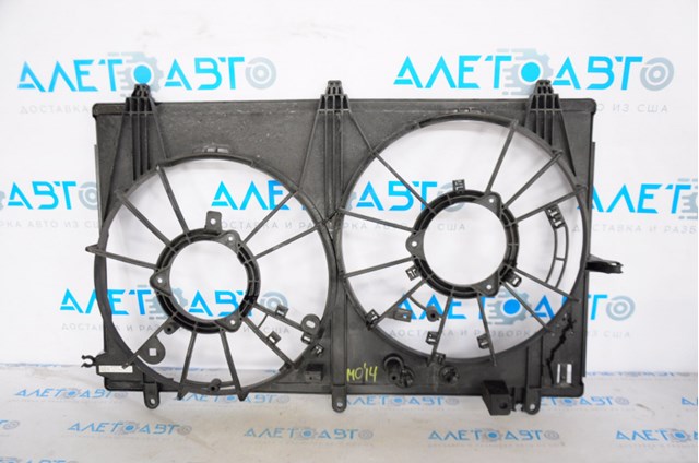 Диффузор с вентилятором радиатора mitsubishi б/у оригінал, гарантія на запчастини 1355A258