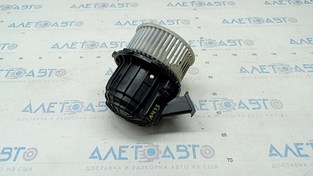 Мотор вентилятор печки audi a4 b8 13-16 рест 8T1820021