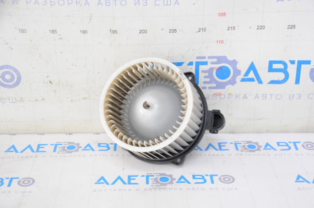 Мотор вентилятор печки hyundai elantra ad 17-20 сломано крепление 97113A4000