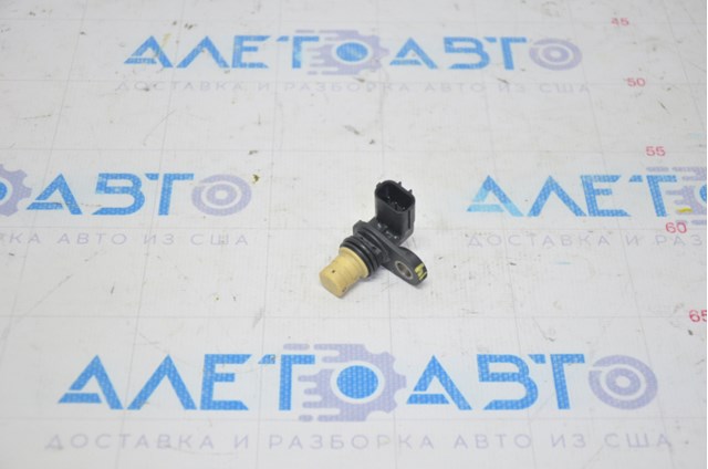 Датчик положения коленвала mazda 6 13-17 2.5 PE0118221