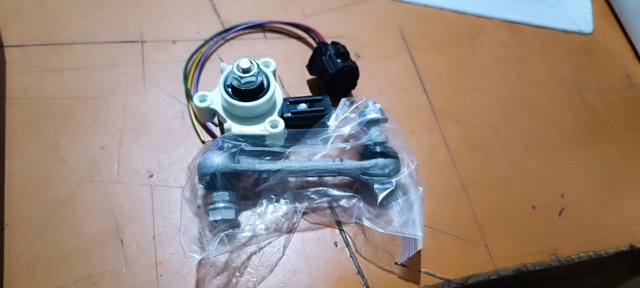Датчик рівня положення кузова, передній 33136SWA003 MARKET (OEM)