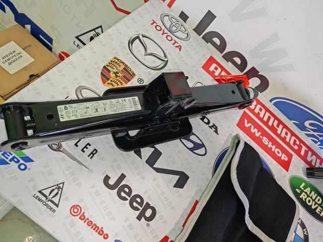 Домкрат 09110A9000 HYUNDAI