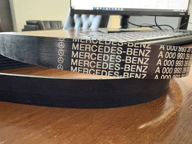 Поліклиновий ремінь A0009933900 MERCEDES