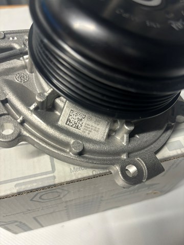 Водяний насос A6542010010 MERCEDES