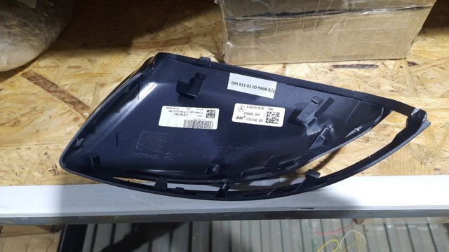 Накладка дзеркала заднього виду, права 09981102009999 MERCEDES