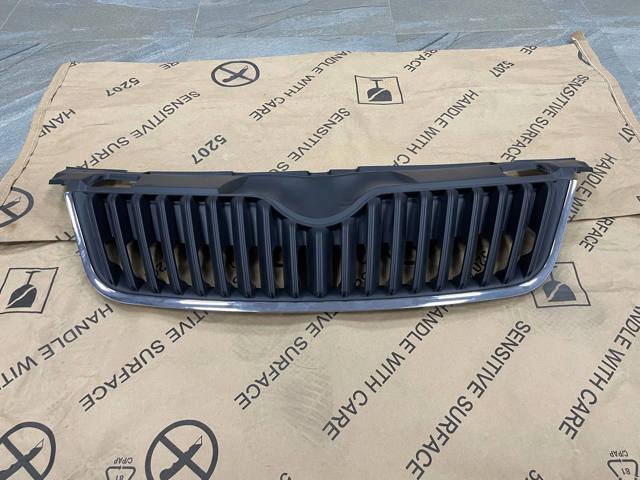 Решітка 5J0853668C VAG
