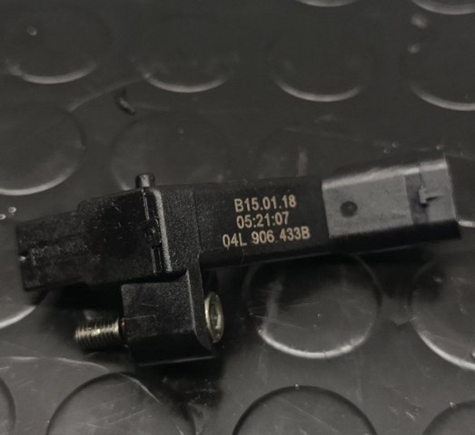 Датчик частоти обертання 04L906433B VAG