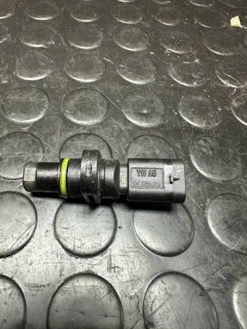 Датчик положення распредвалу 04L907601A VAG