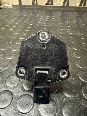 Датчик рівня масла двигуна 04L907660C VAG