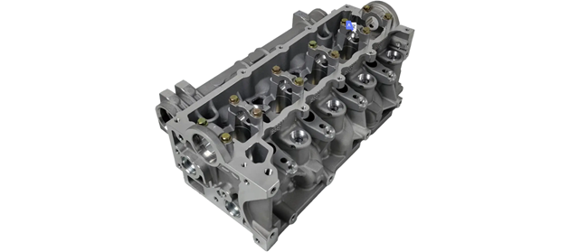 Головка блока циліндрів (ГБЦ) 110415795R MARKET (OEM)