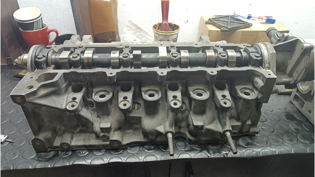 Головка циліндрів 110415795R RENAULT