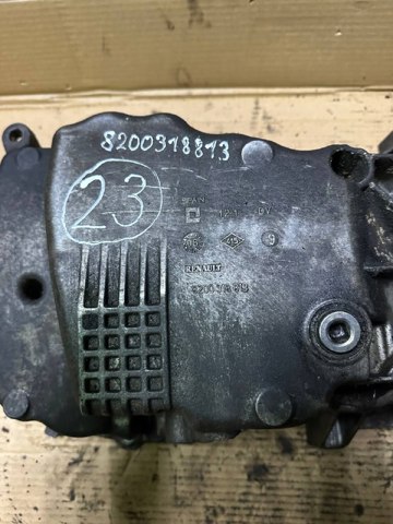 Піддон масляний картера двигуна 8200318813 RENAULT