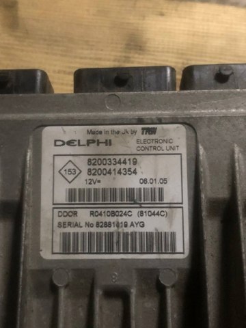 Модуль управління двигуном 8200334419 RENAULT