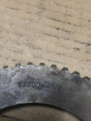 Зубчастий вінець датчика положення колінвала 8200385152 RENAULT