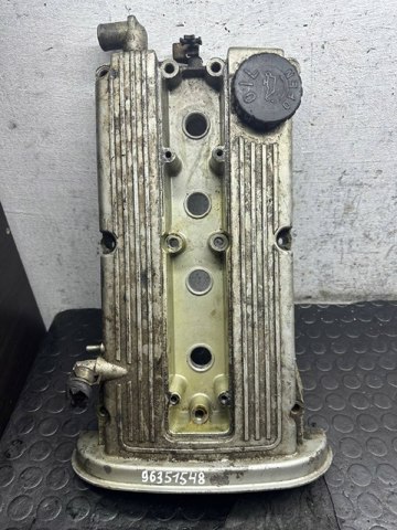 Кришка клапанів 96351548 GM