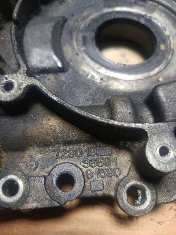 Насос маслозакачуючий 9656484580 PEUGEOT