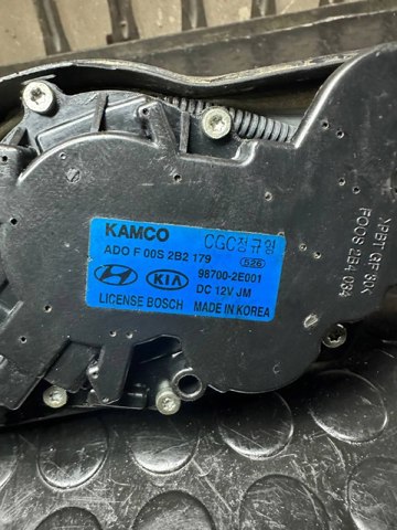 Двигун склоочисника заднього скла 987002E001 HYUNDAI