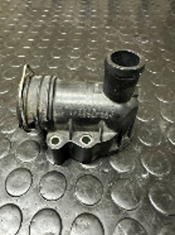 Водопровідна труба A6422001156 MERCEDES